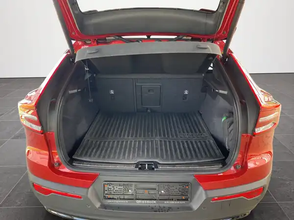 VOLVO C40 (14/23)