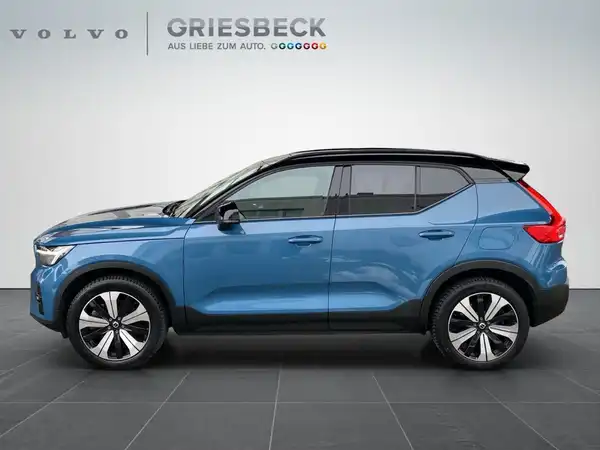 VOLVO C40 (3/24)