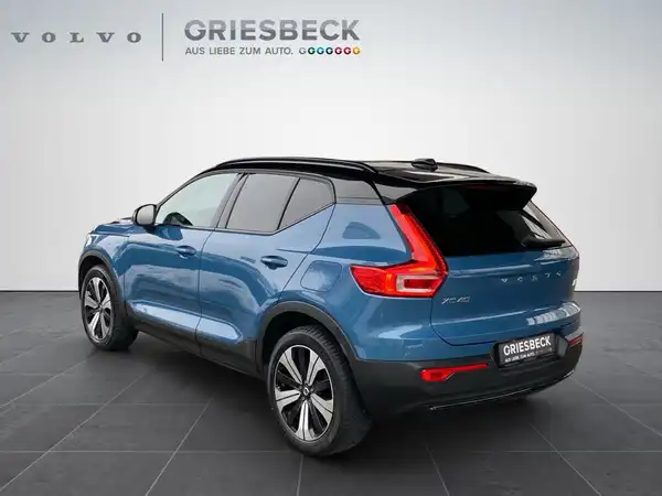 VOLVO C40 (4/24)