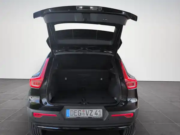 VOLVO C40 (14/18)