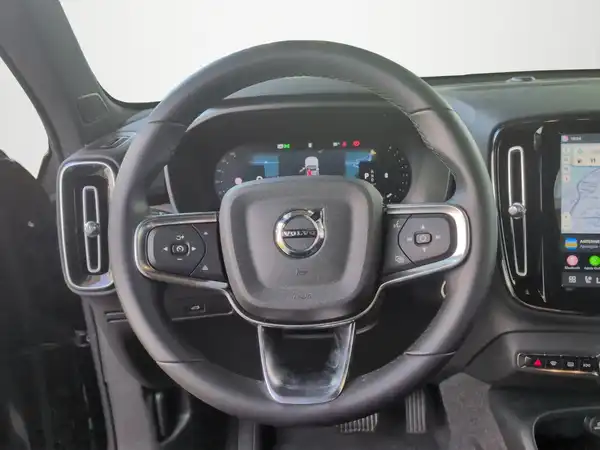 VOLVO C40 (10/18)