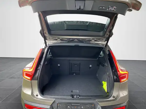 VOLVO C40 (15/20)