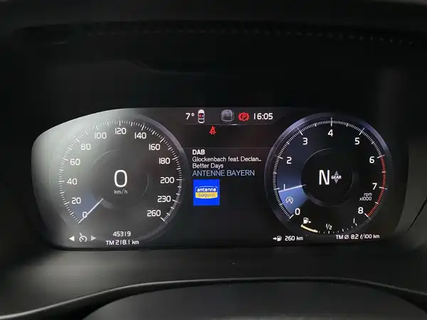 VOLVO C40 (17/20)