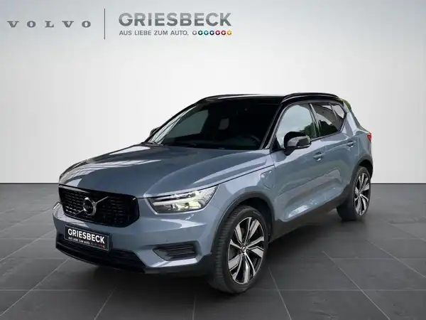 VOLVO C40 (1/21)