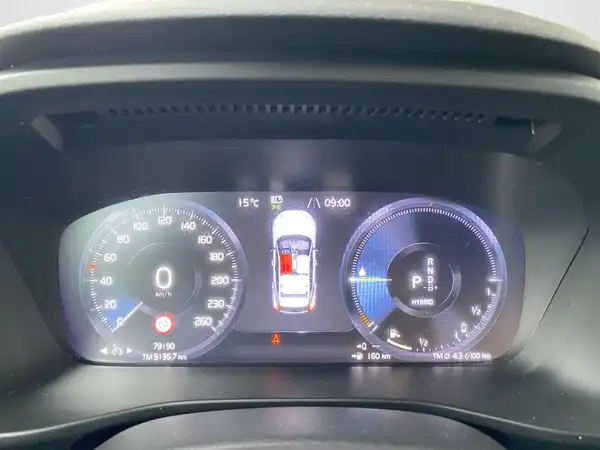 VOLVO C40 (16/21)