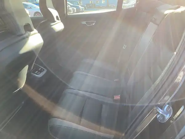 VOLVO S60 (16/18)