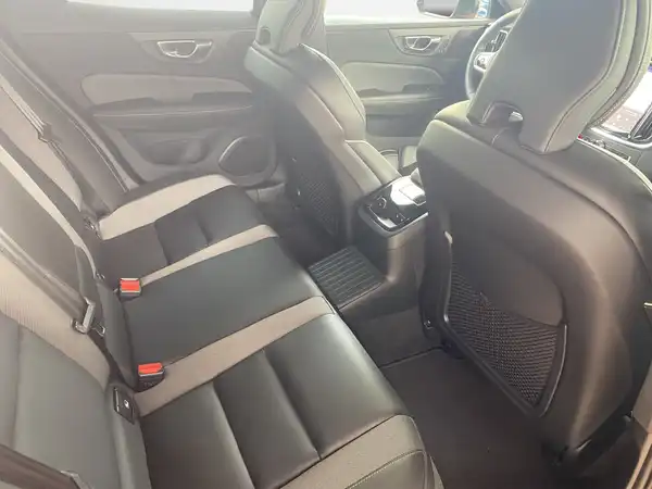 VOLVO S60 (13/21)