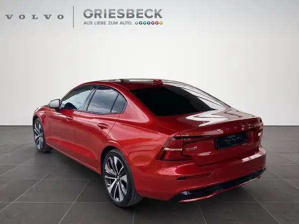 VOLVO S60 (3/21)