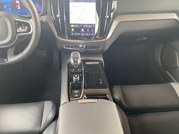 VOLVO S60 (9/21)