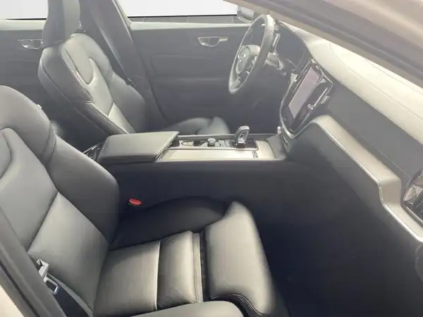 VOLVO S60 (11/20)