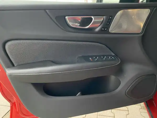 VOLVO S60 (10/16)