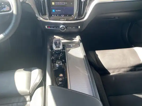 VOLVO S60 (9/20)