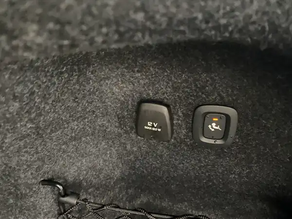 VOLVO S60 (18/18)
