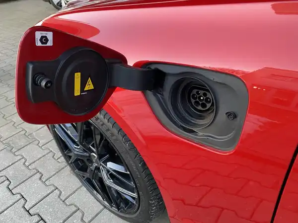 VOLVO S60 (20/20)