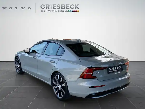 VOLVO S60 (3/22)