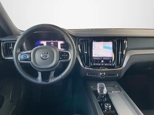 VOLVO S60 (8/22)