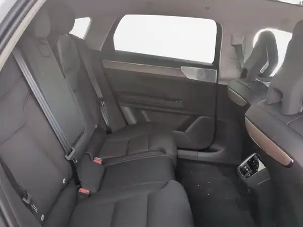 VOLVO S90 (13/19)