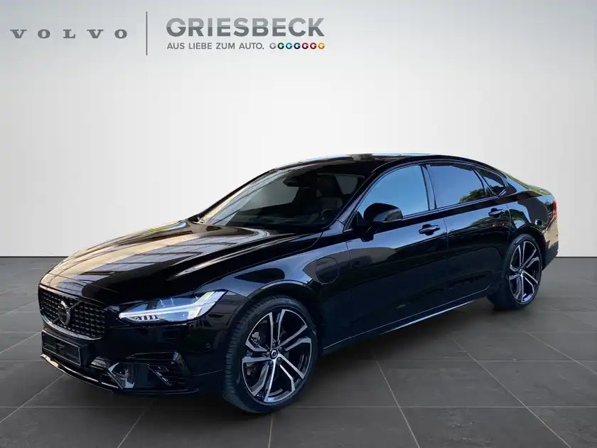 VOLVO S90 (1/23)