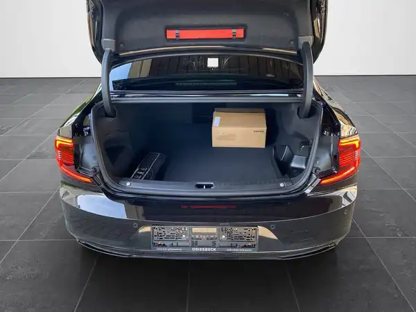 VOLVO S90 (14/23)