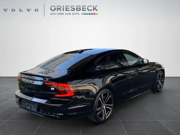 VOLVO S90 (5/23)