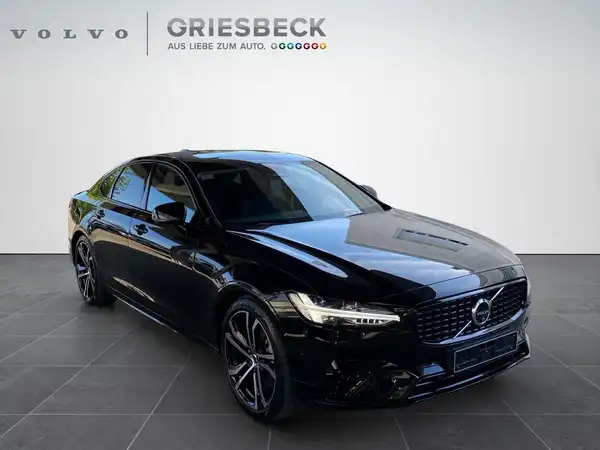 VOLVO S90 (6/23)