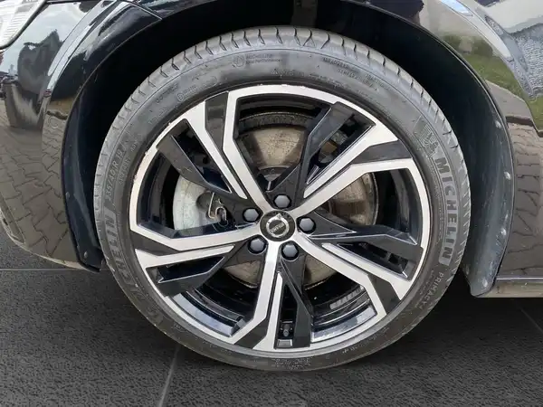 VOLVO V60 (15/22)