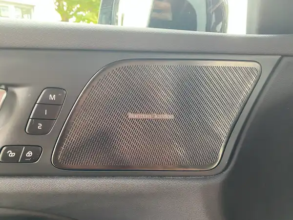 VOLVO V60 (18/22)