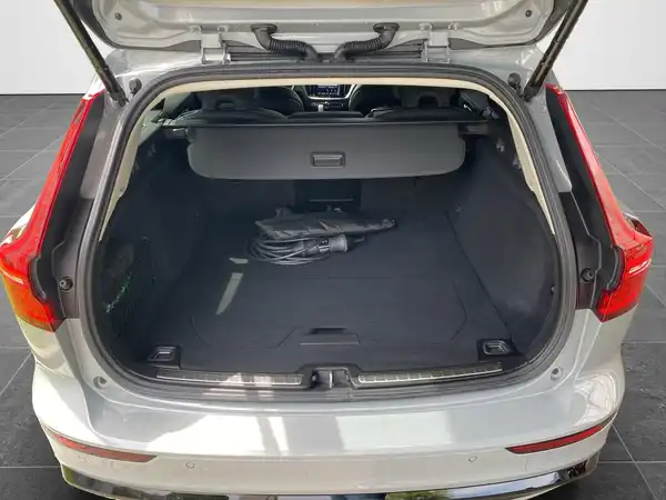 VOLVO V60 (14/20)