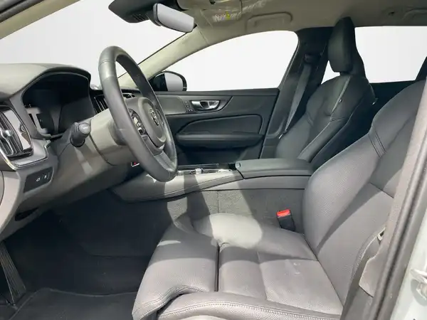 VOLVO V60 (7/20)