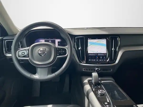 VOLVO V60 (8/20)
