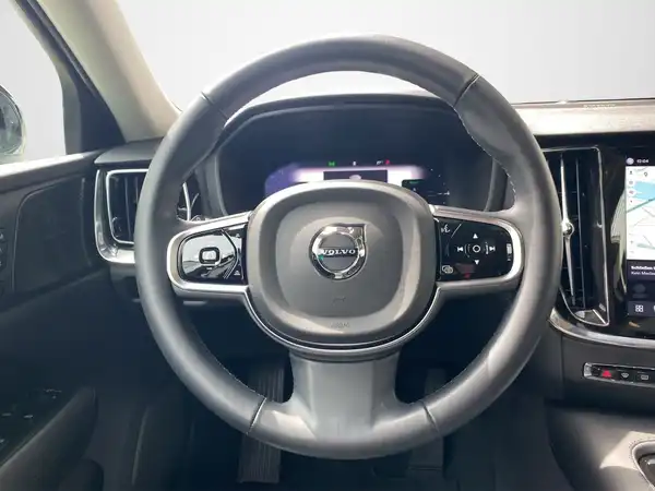 VOLVO V60 (10/20)