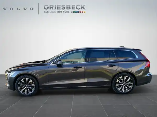 VOLVO V60 (3/23)