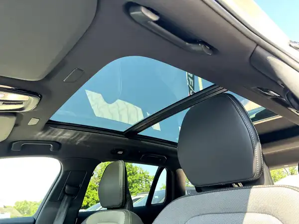 VOLVO V60 (12/28)