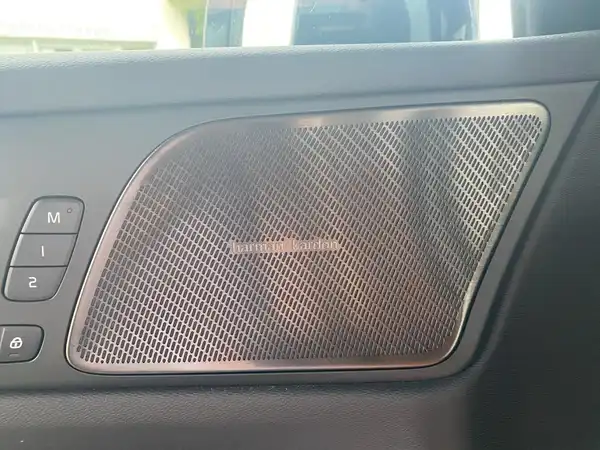 VOLVO V60 (18/22)