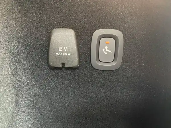 VOLVO V60 (21/22)