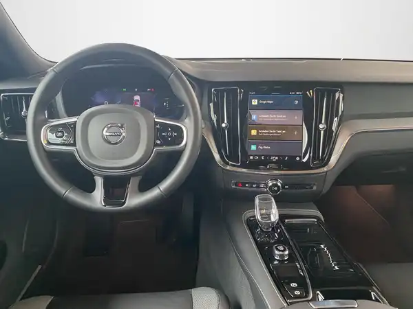 VOLVO V60 (8/22)