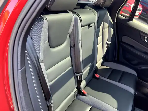 VOLVO V60 (18/28)