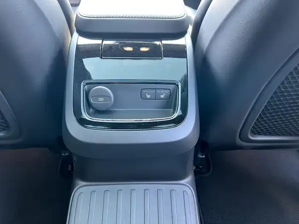 VOLVO V60 (19/28)