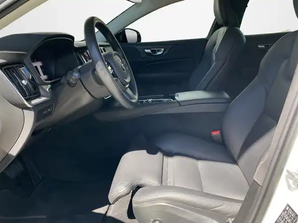 VOLVO V60 (7/20)