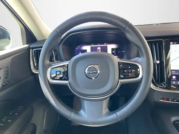 VOLVO V60 (10/20)