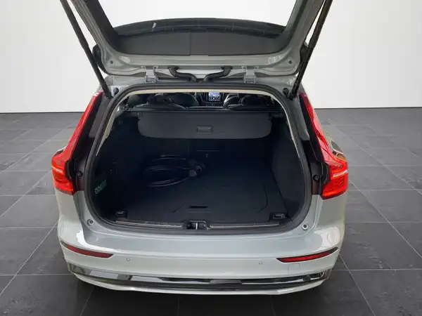VOLVO V60 (14/23)