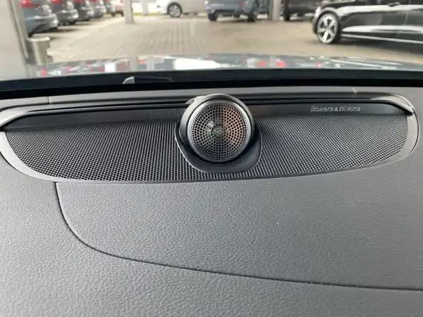VOLVO V60 (18/23)