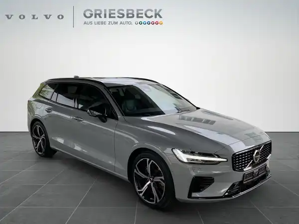 VOLVO V60 (6/23)