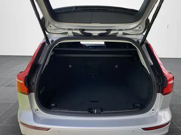 VOLVO V60 (14/20)