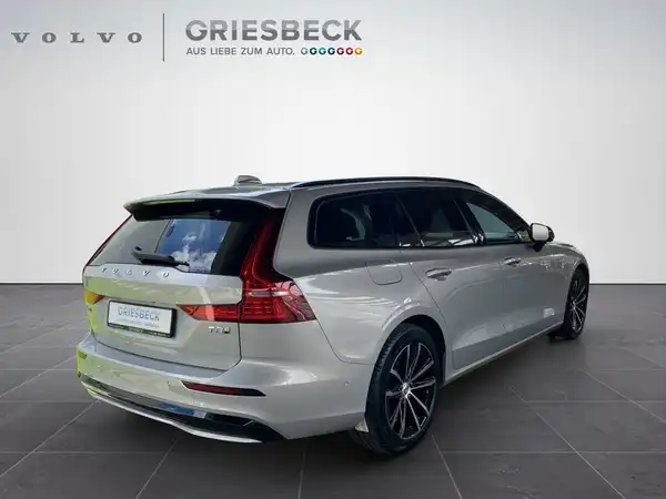 VOLVO V60 (5/20)