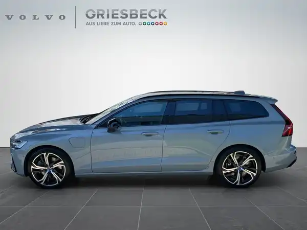 VOLVO V60 (2/22)