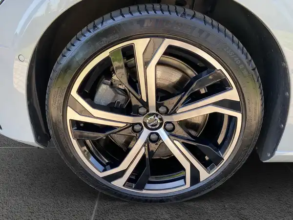 VOLVO V60 (15/22)
