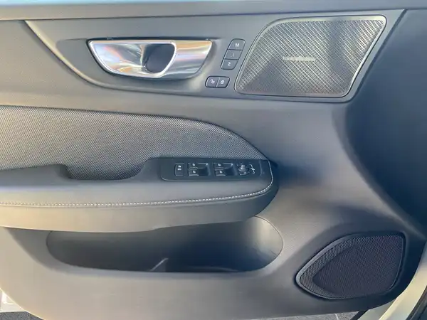 VOLVO V60 (17/22)