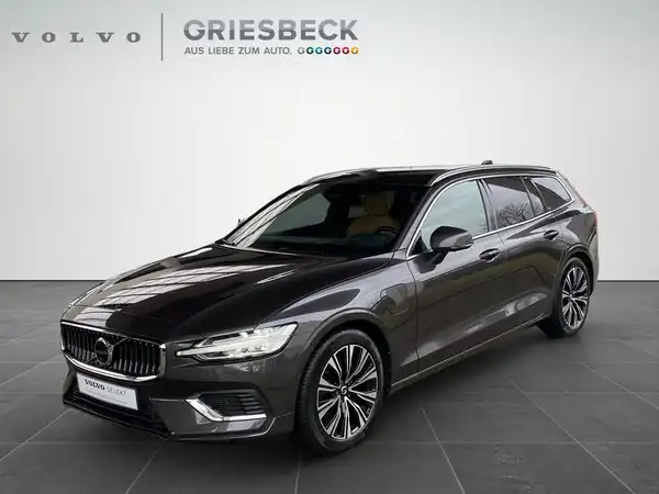 VOLVO V60 (1/22)