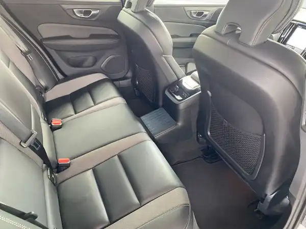 VOLVO V60 (13/22)